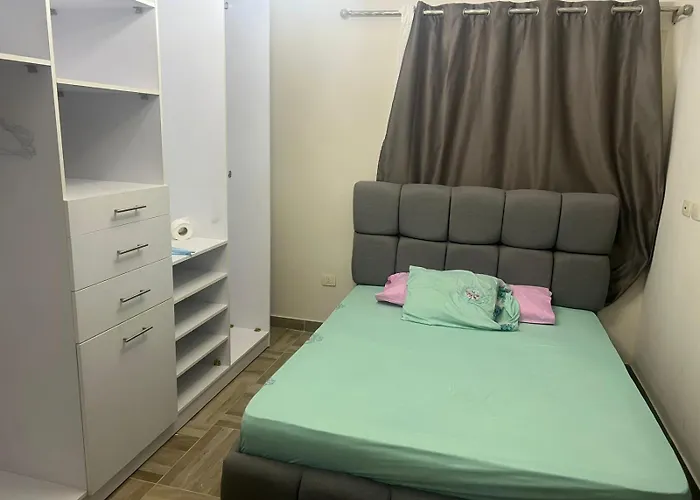 Ora Portoo Skna * عين السخنة